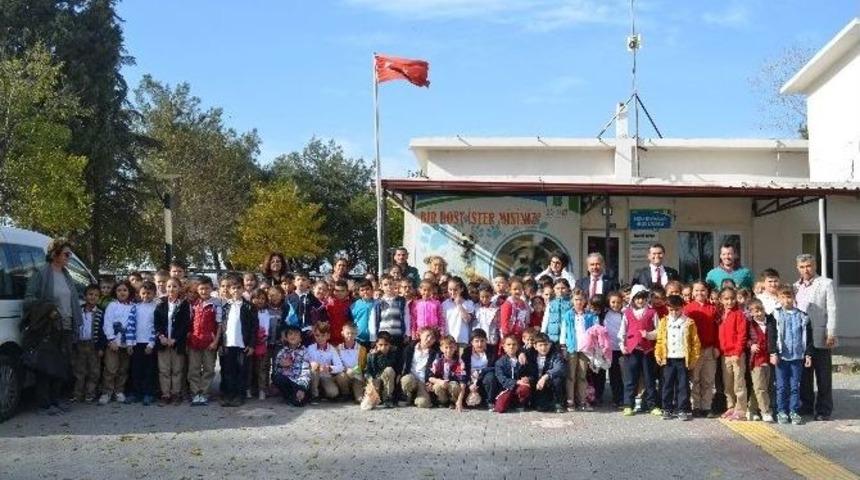 Karesi Belediyesi, &Ccedil;ocuklara Hayvan Sevgisini Aşıladı