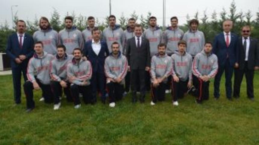 Karesi Spor, İzmir Bşb Deplasmanında