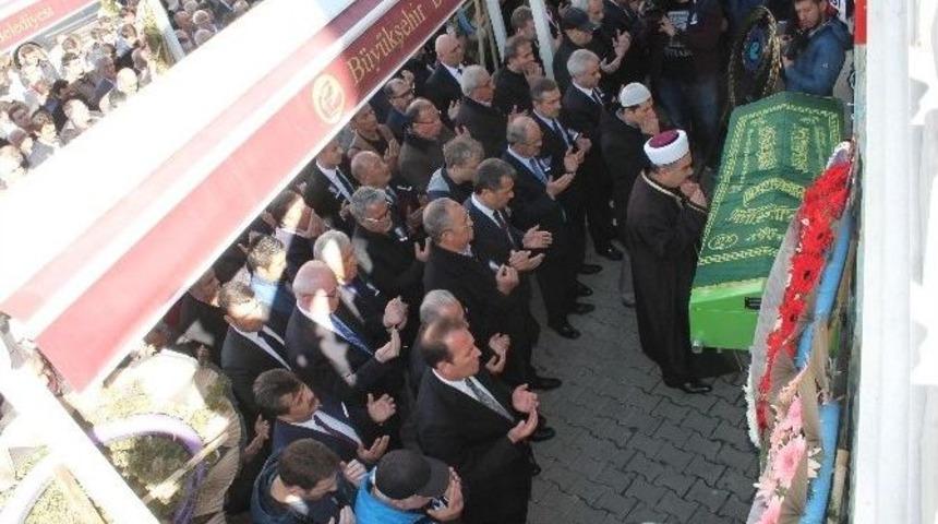 &Ouml;nder Baloğlu Son Yolculuğuna Uğurlandı