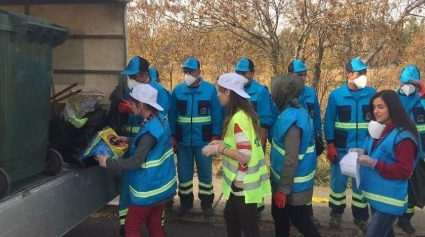 Dulkadiroğlu Belediyesi &Ouml;ğrencilerle Temizlik Yaptı