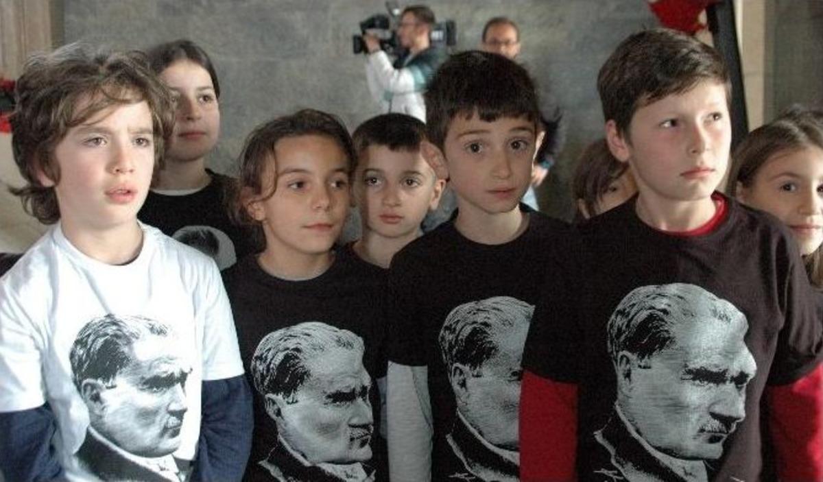 10 Kasım&rsquo;da 7&rsquo;den 70&rsquo;e Anıtkabir&rsquo;e