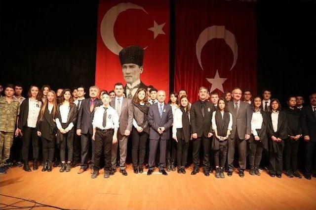 Turgutlulu Gençler Atatürk’ü Andı