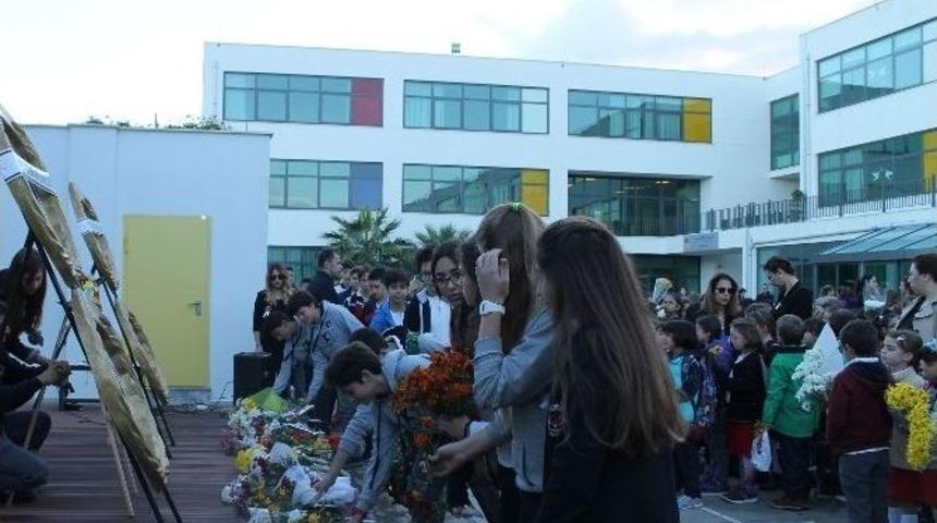 Ted İzmir &Ouml;ğrencileri Ata&rsquo;yı Andı