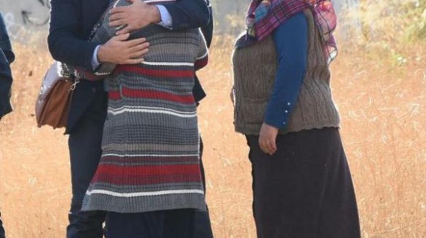 Kayıp Liselinin Cesedini Arkadaşları Buldu