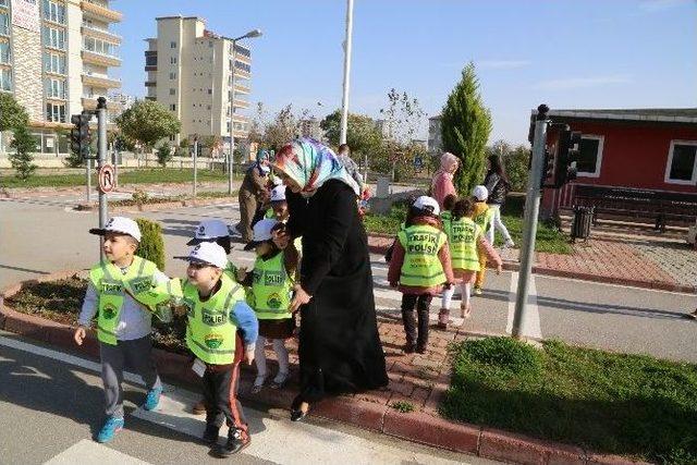 İlkadım’da Minik Şoförler Trafikte