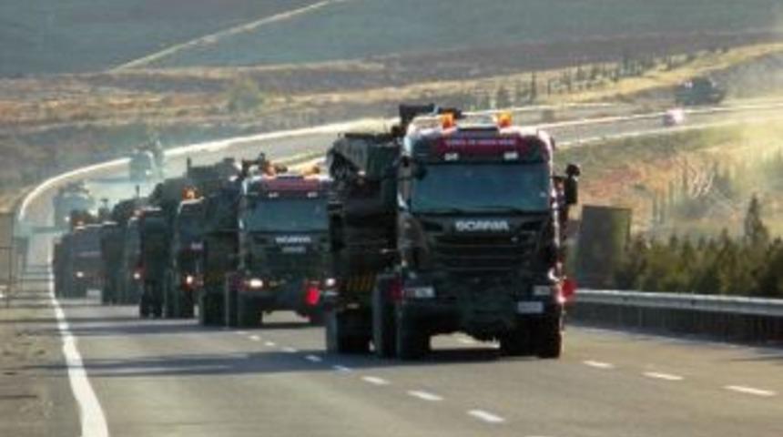 Sınıra Askeri Sevkıyat Devam Ediyor