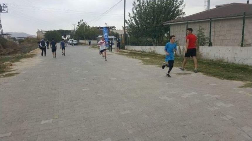 Atat&uuml;rk&rsquo;e Koşalım Kros M&uuml;sabakaları Tamamlandı