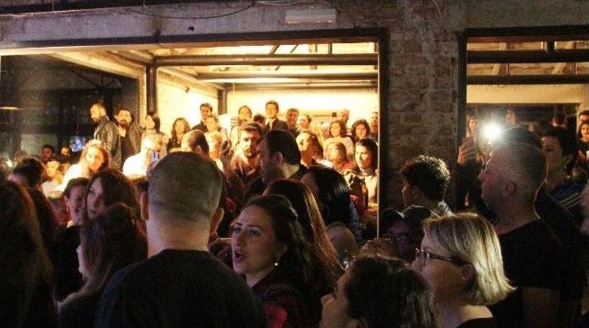 Yoğun Yağmura Rağmen ’zakkum’ Dinlediler