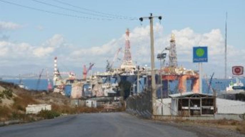 41 Yaşındaki Kıyı Bekçisi Denize Düşüp Öldü