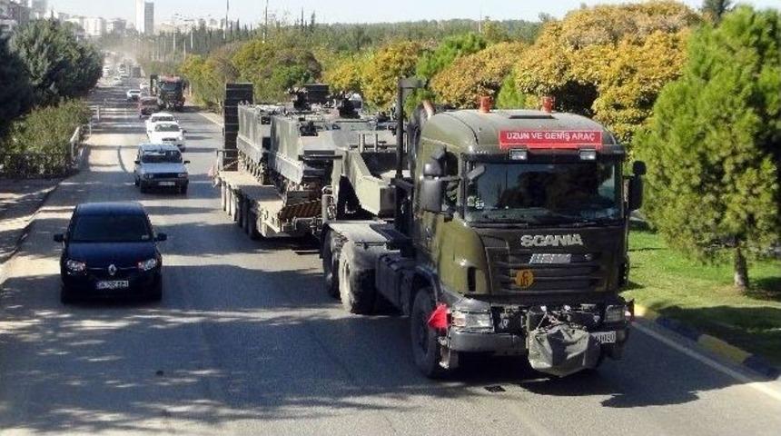 Silopi&rsquo;ye Askeri Sevkiyat S&uuml;r&uuml;yor