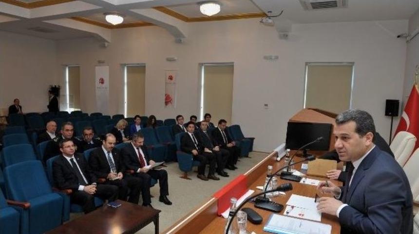 Kışa Hazırlık Toplantısı, Vali &Ccedil;elik Başkanlığında Yapıldı