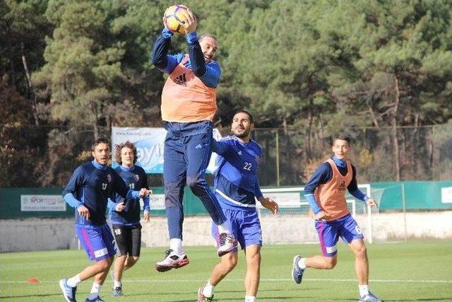 Karabükspor 6 Eksikle Kasımpaşa Hazırlıklarına Başladı