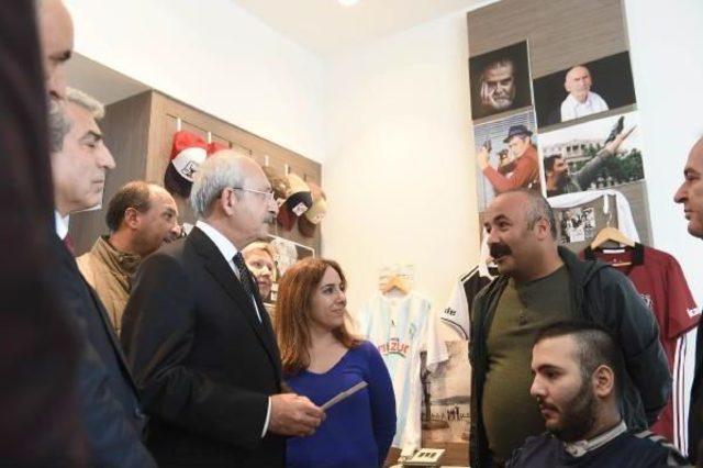 Kılı&ccedil;daroğlu, Serseri Kurşunun Fel&ccedil; Ettiği Lise &Ouml;ğrencsi Ahmet Emre yi Ziyaret Etti 3