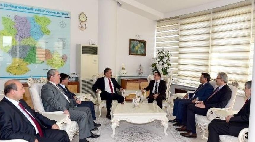 Malatya B&uuml;y&uuml;kşehir Belediye Başkanı Ahmet &Ccedil;akır: