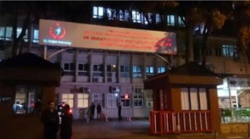 İzmir’de Sağlık Skandalı: 85 Sağlık Çalışanı Ve Hasta Zehirlendi