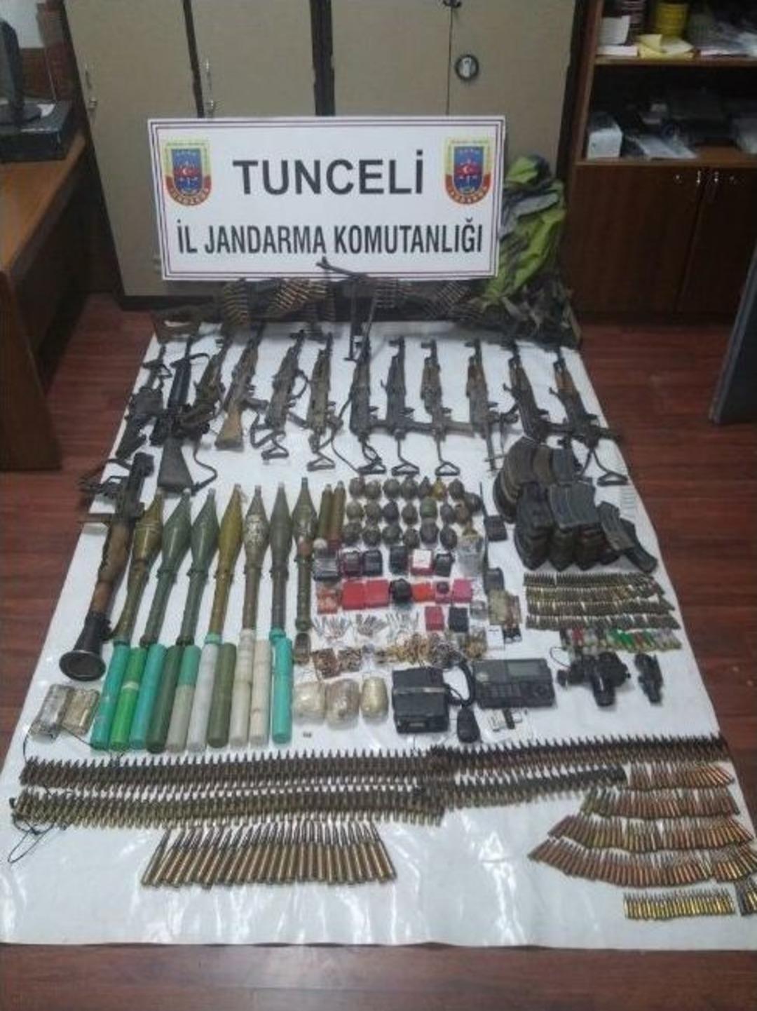 Tunceli&rsquo;de Hainlere B&uuml;y&uuml;k Darbe