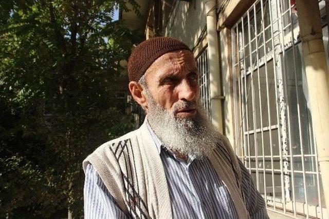 Şehit Kaymakam, Babası İle En Son Kurban Bayramı&rsquo;nda G&ouml;r&uuml;şm&uuml;ş 2