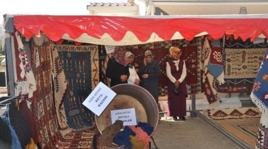 Hasankeyf &lsquo;te Ke&ccedil;e, Kilim Ve K&ouml;k Boya Sergisi