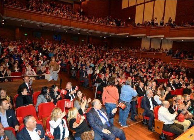 Atatürk, Özel Konserle Anıldı