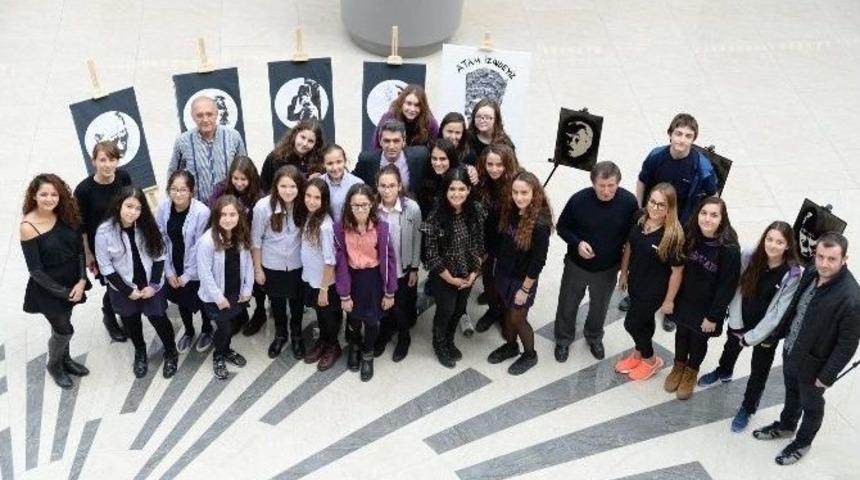 Avm&rsquo;de Atat&uuml;rk Sergisi