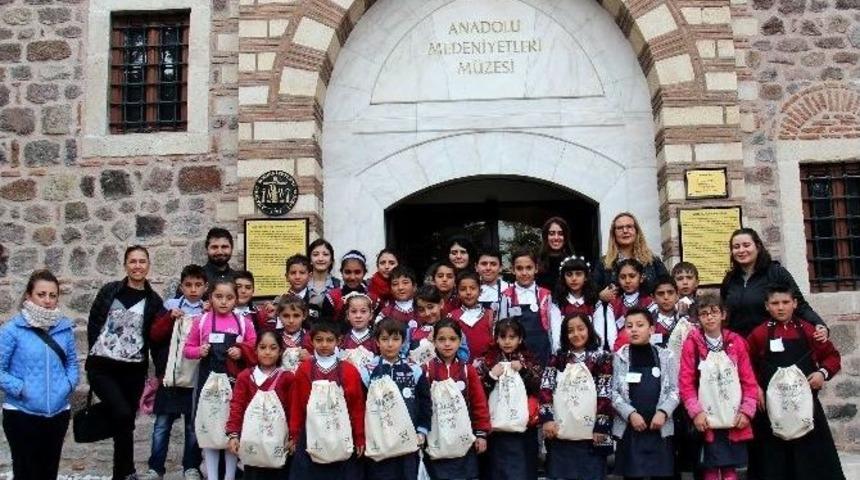 K&ouml;y &Ccedil;ocukları M&uuml;zeyle Buluştu