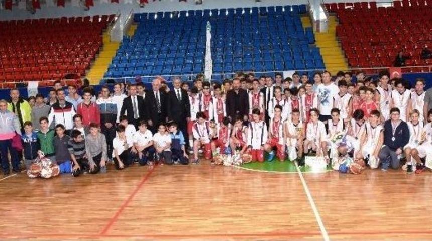 Cumhuriyet Kupasının Sahibi 50.yıl Oldu