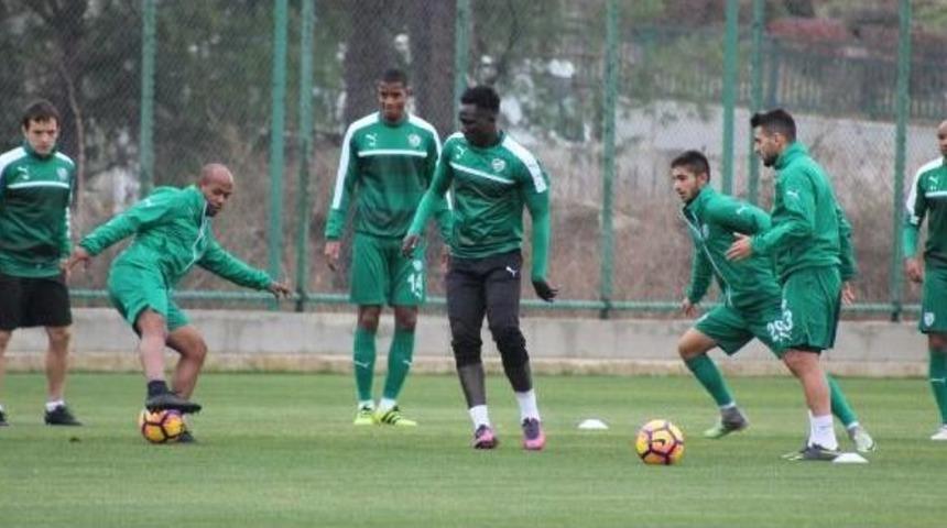 Bursaspor'da Emre Taşdemir Sevinci