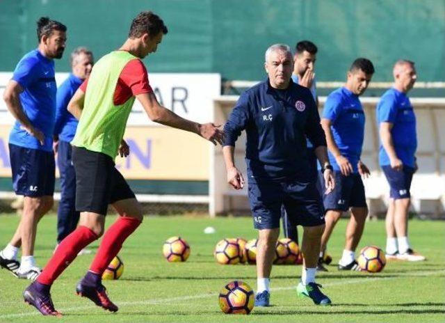 Antalyaspor, Trabzonspor Hazırlıklarını Sürdüyor