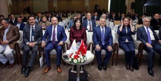 &Ccedil;evre Bakanlığı M&uuml;steşar Yardımcısı: Ter&ouml;r&uuml;n Zararlarını Telafi Etmeye &Ccedil;alışıyoruz 2