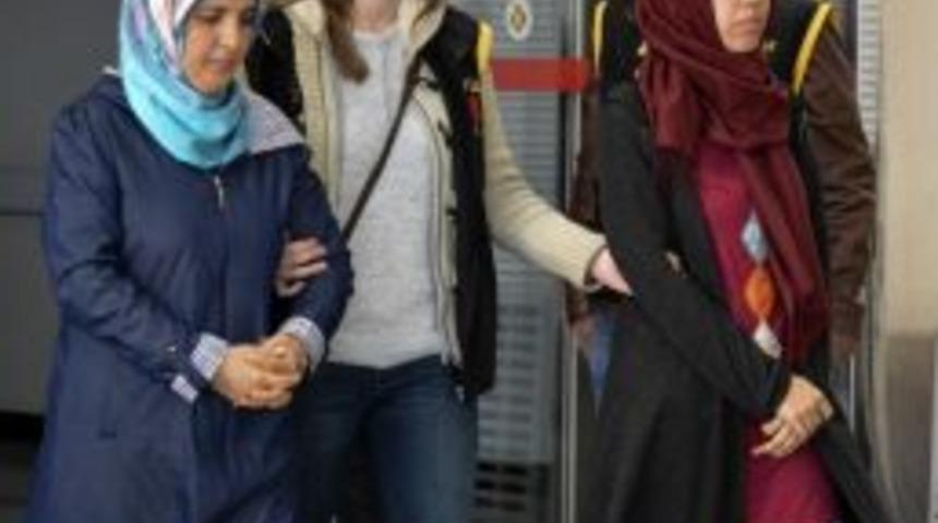 İhra&ccedil; Edilen Sağlık Personeline &rsquo;fet&ouml;&rsquo; Operasyonu: 9 G&ouml;zaltı