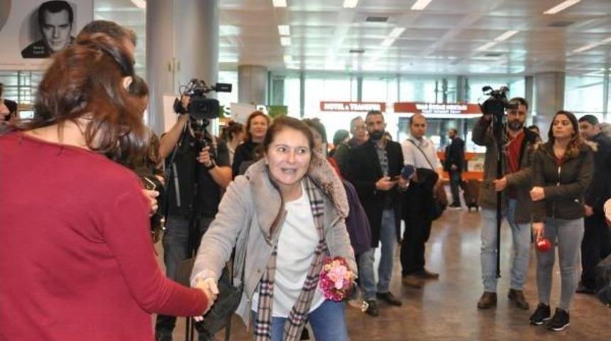 Fotoğraflar//tutuklama Kararı Olan Akın Atalay K&ouml;ln'den Gelip Teslim Oldu(2)