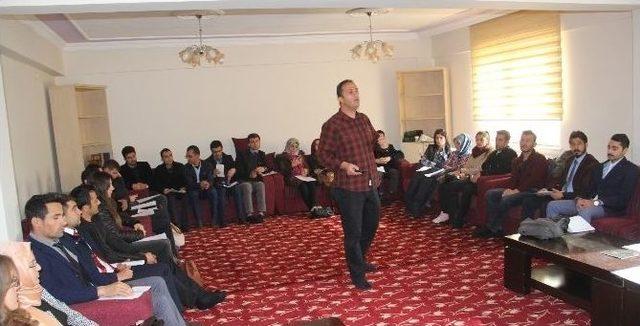 Başkale &rsquo;de T&uuml;bitak Bilgilendirme Toplantısı 2