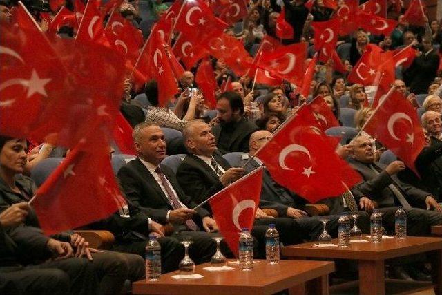 Denizli&rsquo;de Atat&uuml;rk, Sevdiği Şarkılarla Anıldı 1