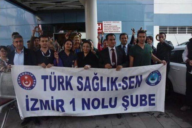 2 Hastanede Yemekten Zehirlenenler Taburcu Oldu, Sendikadan Simitli Protesto