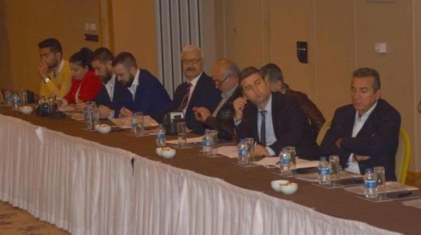 Sığınmacı Sorunu İzmir'de Toplantıda Ele Alındı