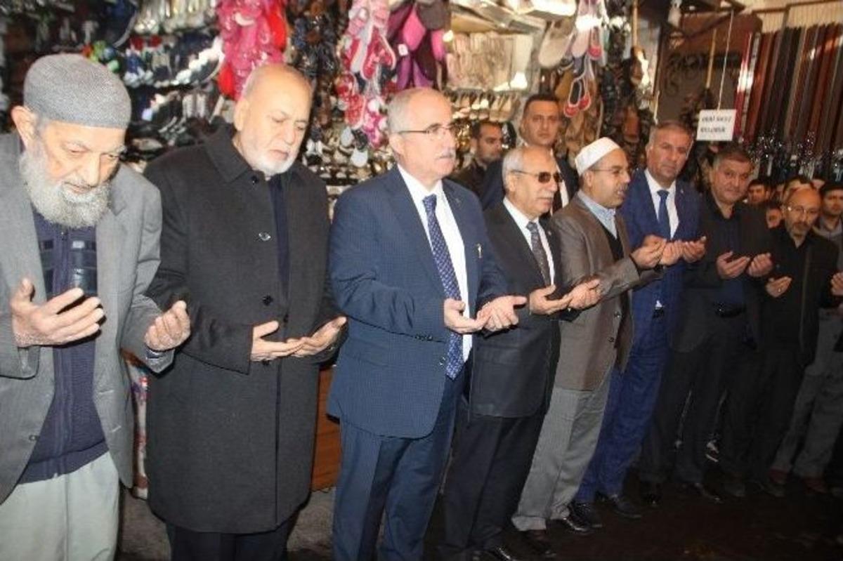 Şanlıurfa Valisi Tuna Esnafla Bir Araya Geldi