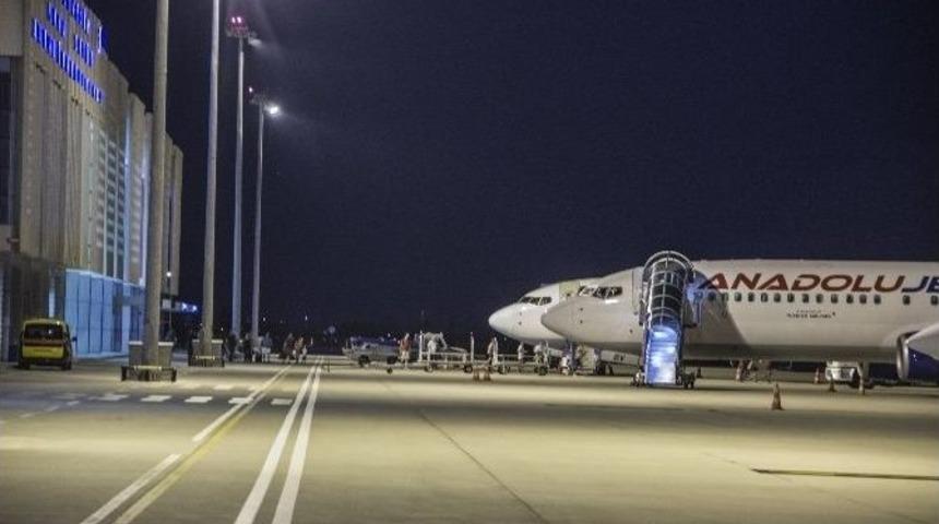 Koca Seyit&rsquo;e 17 Bin U&ccedil;ak İniş Kalkış Yaptı