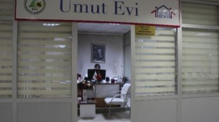 Bolu Umut Evi Şiddet G&ouml;ren Kadınlara Destek Veriyor