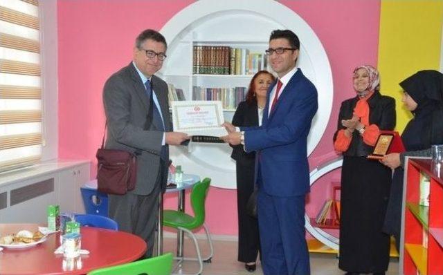 Bilecik’in Söğüt İlçesinde Z Kütüphane Ve Konferans Salonu Açılışı