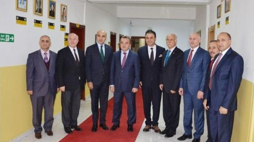 Yaşlılar Teknoloji İle Buluşuyor