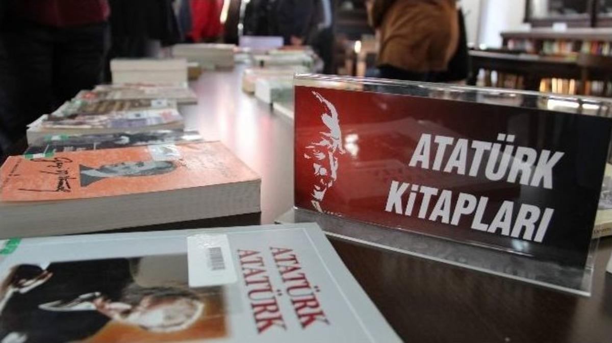 Borsa Kahvesi K&uuml;t&uuml;phaneye D&ouml;n&uuml;şt&uuml;