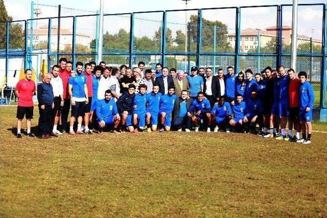 Futbolun Efsaneleri Adana Demirspor Antrenmanında