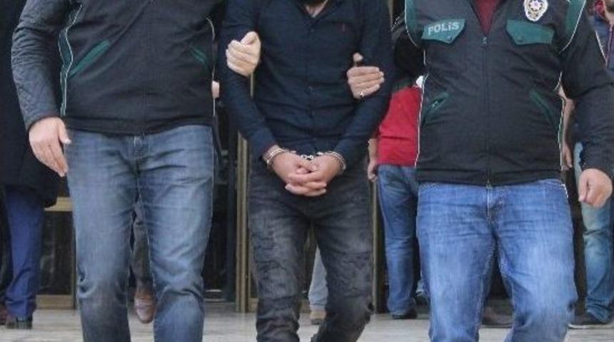 Polisin Durdurduğu Otomobilin Benzin Deposundan 12 Kilo Esrar &Ccedil;ıktı