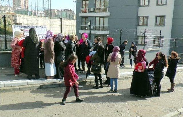 &Ouml;ğrenciye Dayak Velileri İsyan Ettirdi 2