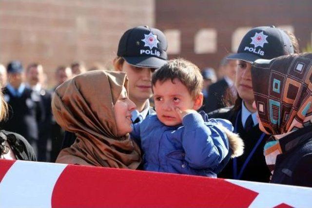 Bombalı Saldırıda Yaralanan Derik Kaymakamı Şehit Oldu (3)