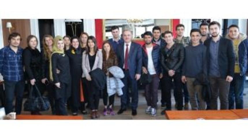 Pamukkale Belediyesi&rsquo;nden &Uuml;cretsiz İngilizce Kursu
