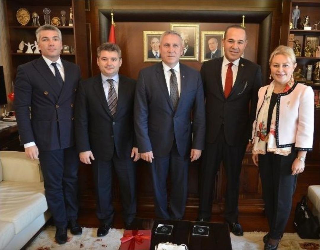 Adana Macaristan İlişkileri G&uuml;&ccedil;leniyor