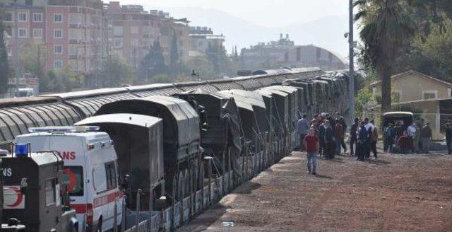 İslahiye'ye Askeri Araç Ve Personel Sevkiyatı