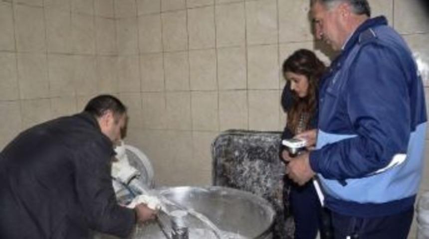 Erciş Belediyesi Zabıta Ekiplerinden Denetim