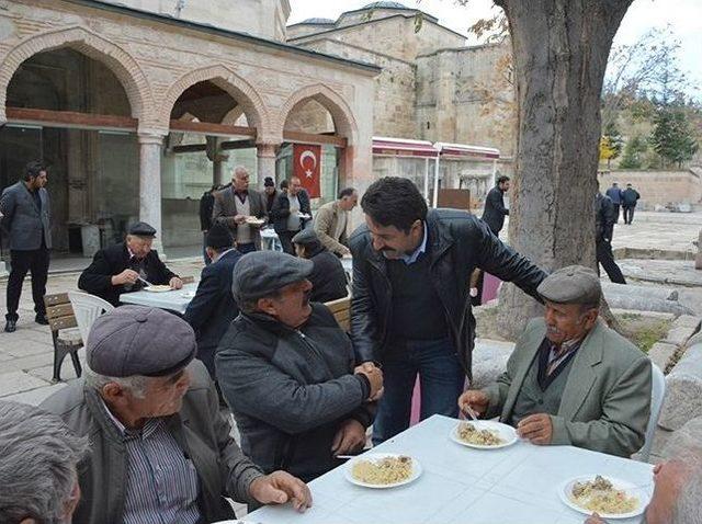 Seyitgazi Belediyesi Eski Gelenekleri Yaşatmaya Devam Ediyor